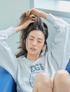 Date Asian Woman Logo